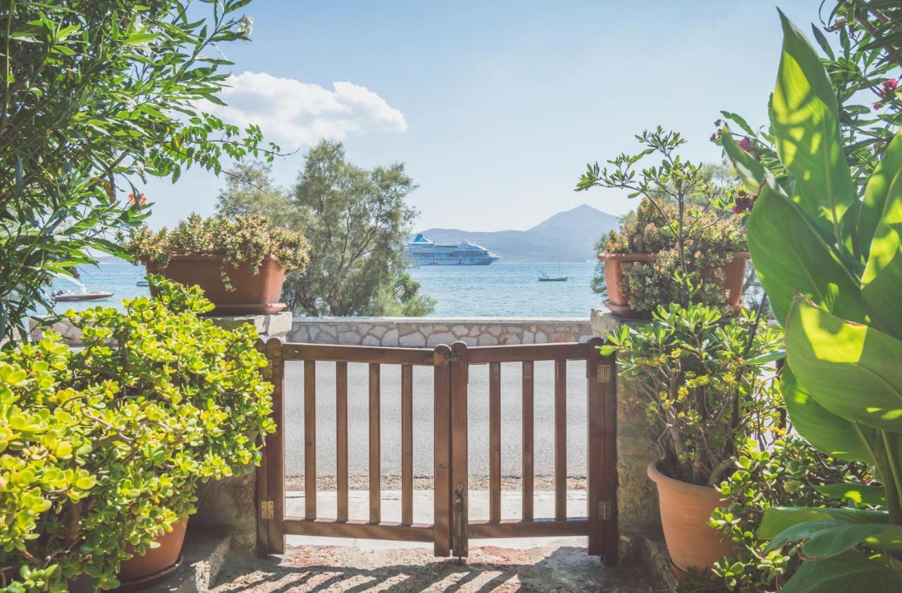 Kourita Garden Apartment With Sea View Near To The Port Of Milos Adamantas  ภายนอก รูปภาพ